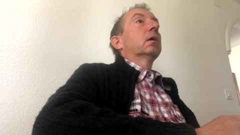 Nico online show from April 11, 2026, 11:36 am