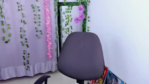 Nico online show from February 20, 2025, 5:55 am