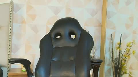 nico_monroet online show from May 9, 2026, 11:21 pm