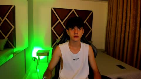 Nico  online show from May 23, 2026, 7:51 pm