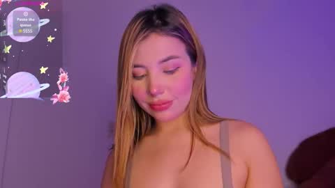 Nicol Gw online show from November 14, 2025, 5:17 am