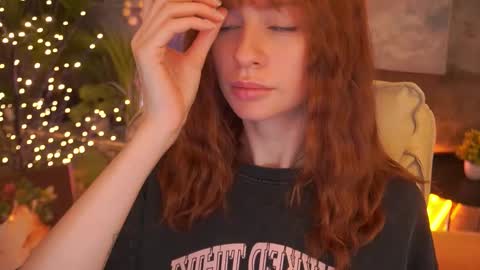 Nicol Moonn online show from March 8, 2026, 6:28 am