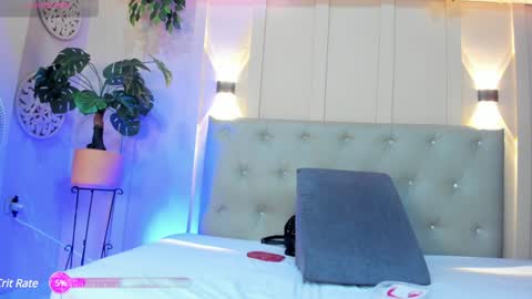 Your baby Nicol  online show from December 29, 2024, 1:17 pm