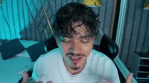 Snapshot of nicolaikarav chatting on June 27, 2026, 12:22 pm Nicolai online show from June 27, 2026, 12:22 pm