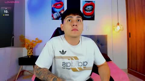 nicolas_james_sc online show from December 2, 2025, 1:50 pm