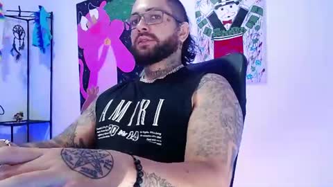 nicolas online show from June 12, 2026, 8:19 pm