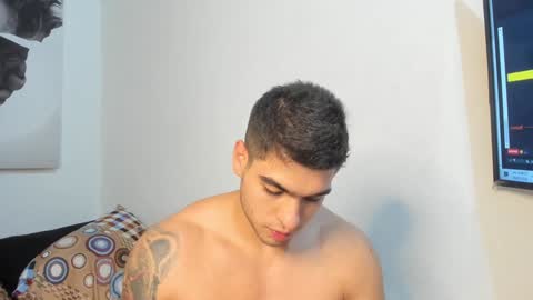 Snapshot of nicolasmuscle chatting on January 8, 2025, 6:31 am Andres online show from January 8, 2025, 6:31 am
