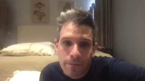 nicolaspercha online show from June 20, 2026, 4:21 pm
