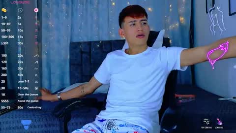 nicolastorres__ online show from April 4, 2026, 10:07 pm