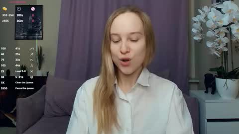 Nicoletta online show from March 3, 2026, 6:47 pm