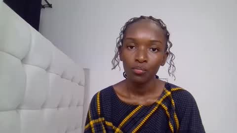 nicole161117 online show from February 10, 2026, 9:19 pm