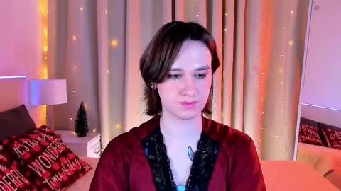 Nicole online show from December 18, 2024, 12:10 am