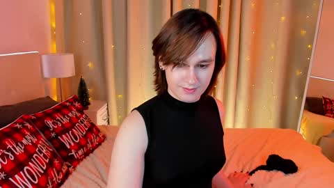 Nicole online show from December 28, 2024, 1:17 pm