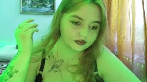 Snapshot of nicole_jess chatting on July 2, 2026, 6:41 am Nicole online show from July 2, 2026, 6:41 am