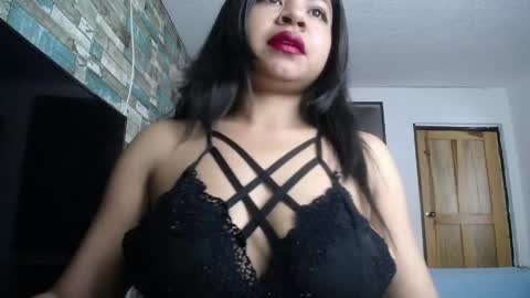 Snapshot of nicoleebon chatting on May 4, 2026, 2:57 pm Nicole online show from May 4, 2026, 2:57 pm