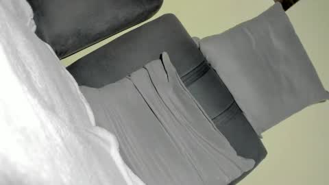 nicolehere4u online show from April 13, 2026, 9:31 pm