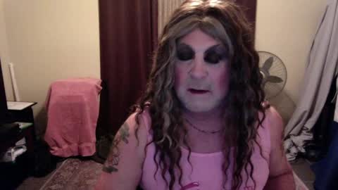 Nicole CD online show from April 17, 2026, 3:31 am