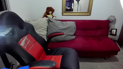 Nicolettcolin  online show from March 8, 2025, 12:33 am