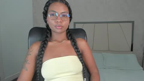 Nicol  online show from April 11, 2026, 7:45 am