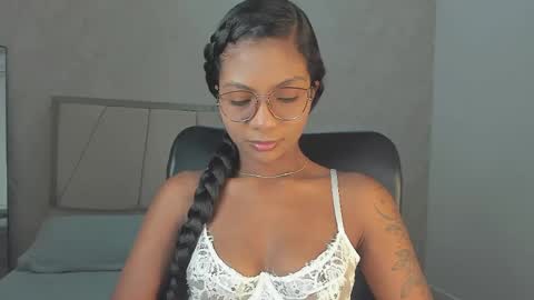 Nicol  online show from April 16, 2026, 3:07 am