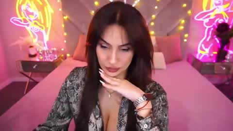 Snapshot of nicolnightt chatting on April 27, 2026, 5:49 am Nicole online show from April 27, 2026, 5:49 am
