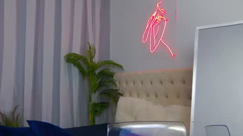 NicolRos online show from July 8, 2026, 7:07 pm