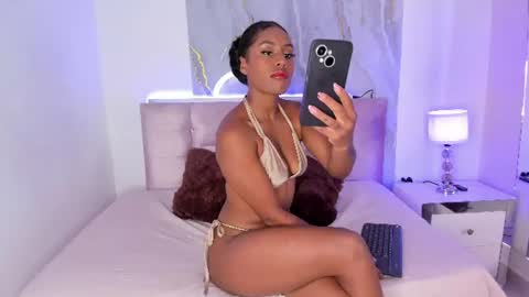 Snapshot of nicolvegaa chatting on June 8, 2026, 2:39 pm Nico online show from June 8, 2026, 2:39 pm