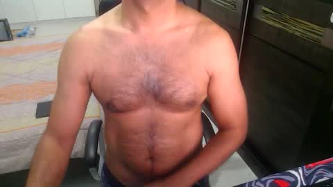 Snapshot of night_rider09711 chatting on February 13, 2025, 6:48 pm night_rider09711 online show from February 13, 2025, 6:48 pm