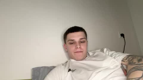 Max online show from January 6, 2026, 9:29 pm