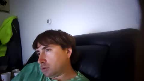 nightnightlol online show from November 3, 2025, 2:35 am