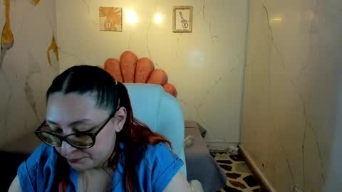 Anni online show from April 16, 2026, 6:03 am