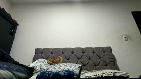 Anni online show from July 15, 2026, 3:12 am