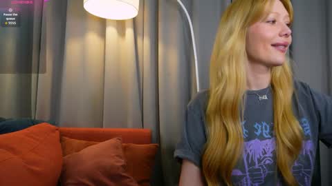 LIana online show from June 2, 2026, 9:39 pm