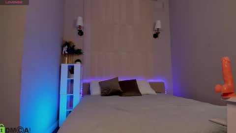 Nika online show from February 9, 2026, 6:17 am