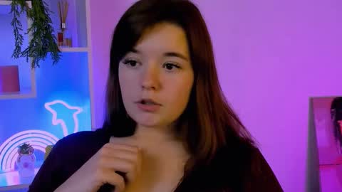 Snapshot of nika_still chatting on October 19, 2025, 1:56 pm Little  Angel online show from October 19, 2025, 1:56 pm