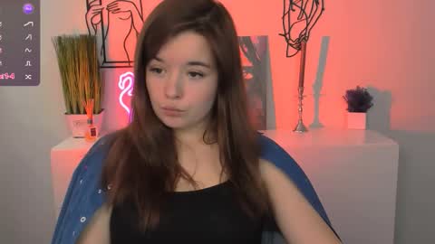 Snapshot of nika_still chatting on October 25, 2025, 10:23 am Little  Angel online show from October 25, 2025, 10:23 am