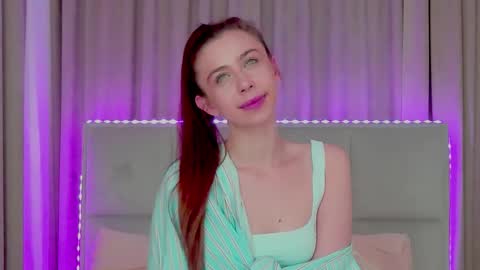 Nika online show from March 18, 2026, 9:18 pm