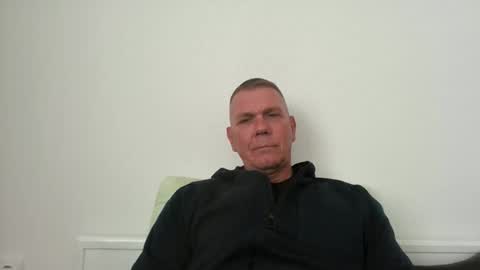 nikan77 online show from March 3, 2026, 8:53 am