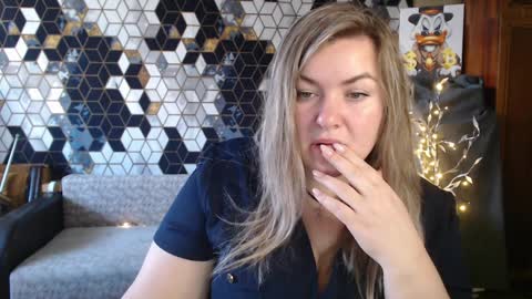 Nika online show from March 31, 2026, 4:13 am