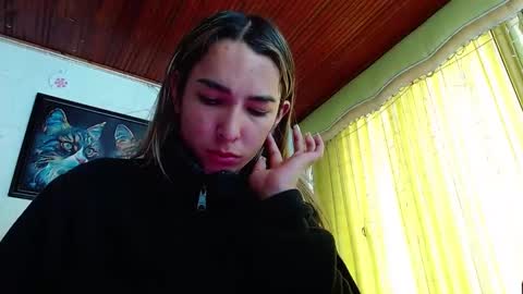 Snapshot of niki_1998 chatting on December 21, 2024, 4:03 pm  Natalia online show from December 21, 2024, 4:03 pm