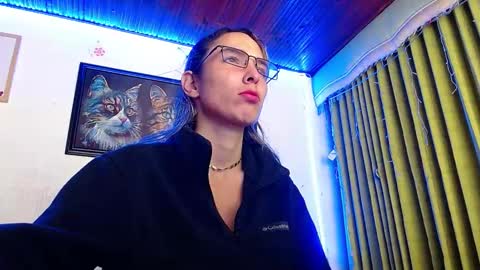 Snapshot of niki_1998 chatting on January 22, 2025, 3:20 am  Natalia online show from January 22, 2025, 3:20 am