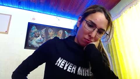 Snapshot of niki_1998 chatting on January 27, 2025, 9:22 pm  Natalia online show from January 27, 2025, 9:22 pm