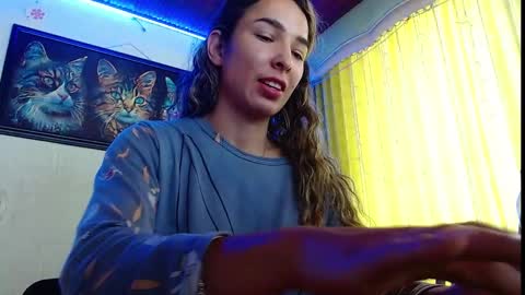 Snapshot of niki_1998 chatting on February 8, 2025, 5:18 pm  Natalia online show from February 8, 2025, 5:18 pm