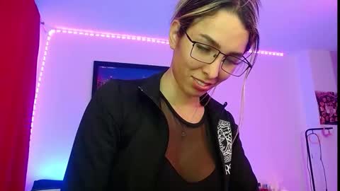 Snapshot of niki_1998 chatting on September 13, 2025, 11:48 pm  Natalia online show from September 13, 2025, 11:48 pm