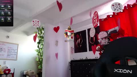  Natalia online show from April 18, 2026, 7:07 pm