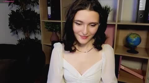 Snapshot of niki_cutes chatting on January 12, 2025, 7:43 am niki_cutes online show from January 12, 2025, 7:43 am