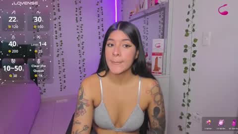 Niki online show from October 21, 2025, 1:39 am