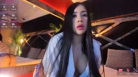 Snapshot of nikii_white chatting on December 4, 2024, 8:51 pm nikii_white online show from December 4, 2024, 8:51 pm