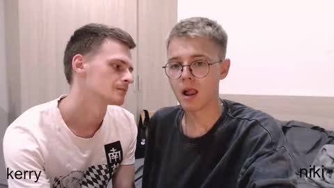 Snapshot of nikikerry_cum_ chatting on October 11, 2025, 11:42 am nikikerry_cum_ online show from October 11, 2025, 11:42 am