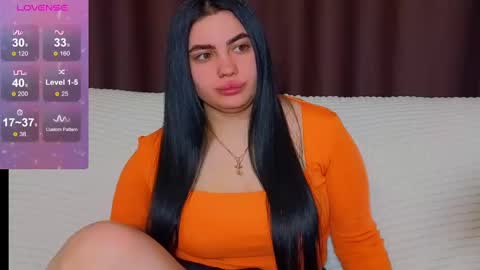 Snapshot of nikki_kardashian chatting on February 10, 2025, 11:45 pm Nikki Kardashian online show from February 10, 2025, 11:45 pm